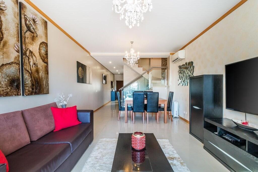 Fantastic Townhouse With Pool And Sea Views Vila Albufeira Exterior foto